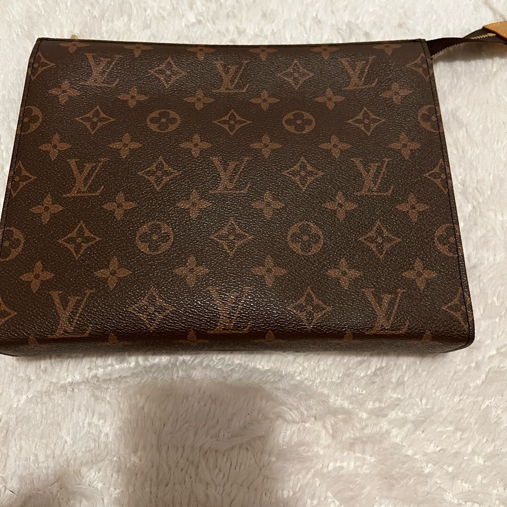 Clutch “Toiletry” Brown Bag